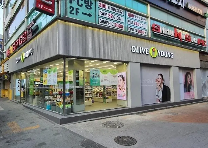 ゲストハウス #hongdae 20min #gangnam 18min #sillim 3min #freeparking #airport Bus 5min